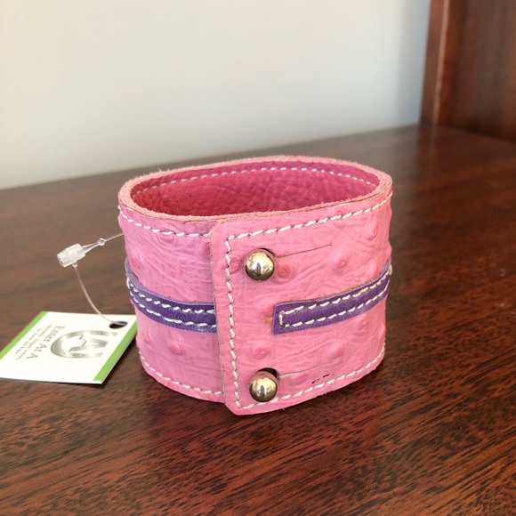 Snaffle Bit Leather Cuff Bracelet - Picture 2 of 4